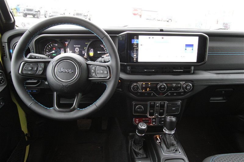 2024  Wrangler 4xe Rubicon in St. John's, Newfoundland and Labrador - 9 - w1024h768px