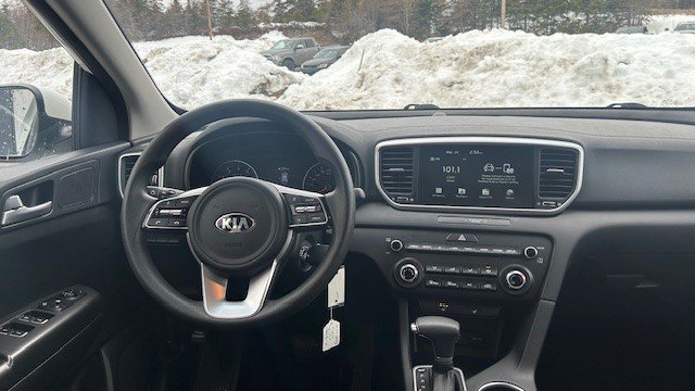 2021  Sportage LX in Clarenville, Newfoundland and Labrador - 9 - w1024h768px