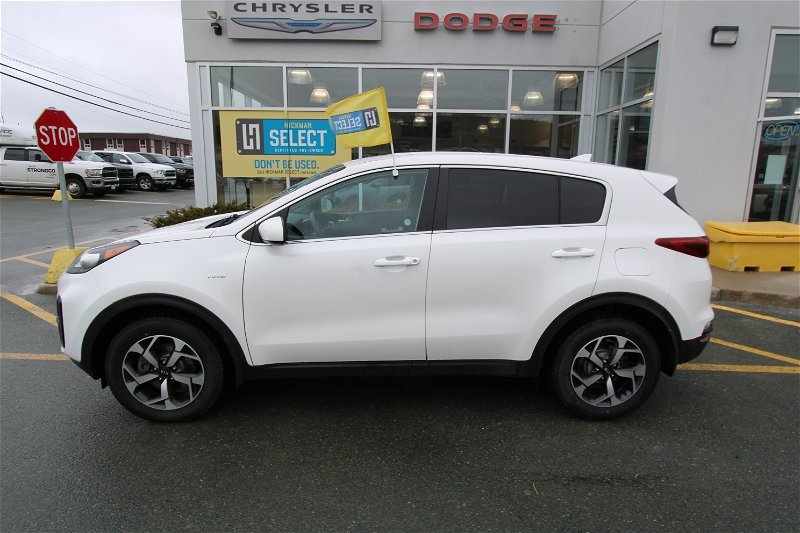 2021  Sportage LX in Clarenville, Newfoundland and Labrador - 2 - w1024h768px