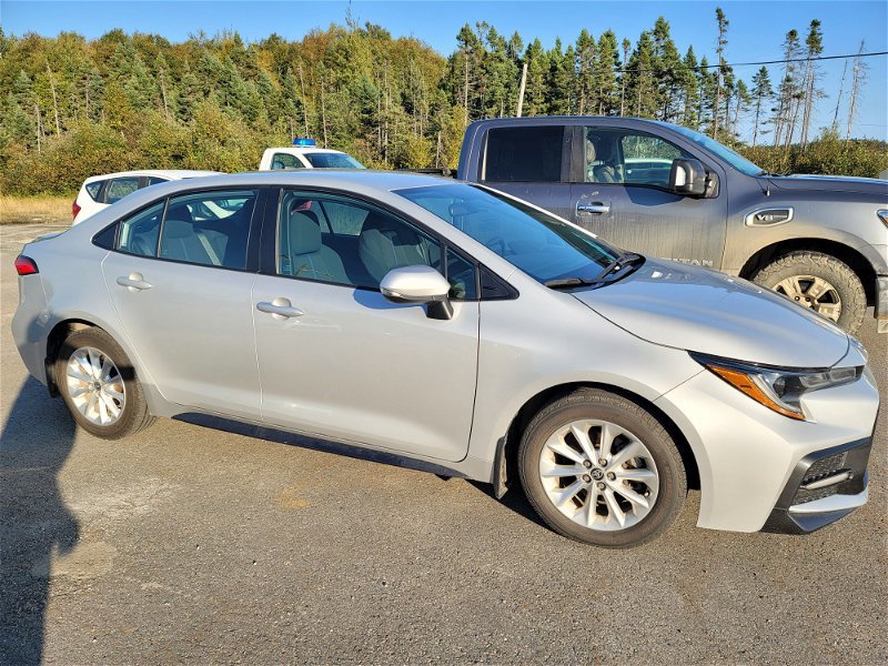 2020  Corolla SE in Clarenville, Newfoundland and Labrador - 3 - w1024h768px