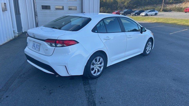 2021  Corolla LE in Carbonear, Newfoundland and Labrador - 2 - w1024h768px