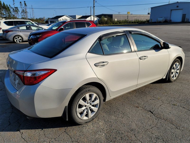 2021  Corolla LE in St. John's, Newfoundland and Labrador - 2 - w1024h768px