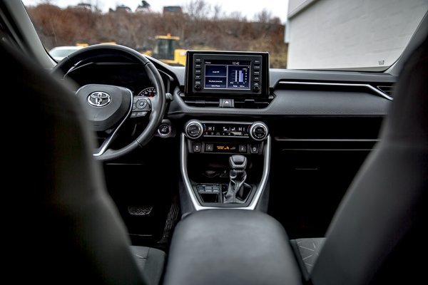 2021  RAV4 XLE in Clarenville, Newfoundland and Labrador - 5 - w1024h768px