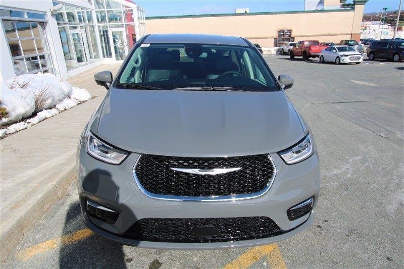 2023  Pacifica TOURING L in St. John's, Newfoundland and Labrador - 5 - w1024h768px