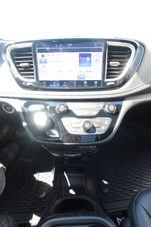 2025 Chrysler Pacifica SELECT AWD in St. John's, Newfoundland and Labrador - 14 - w1024h768px