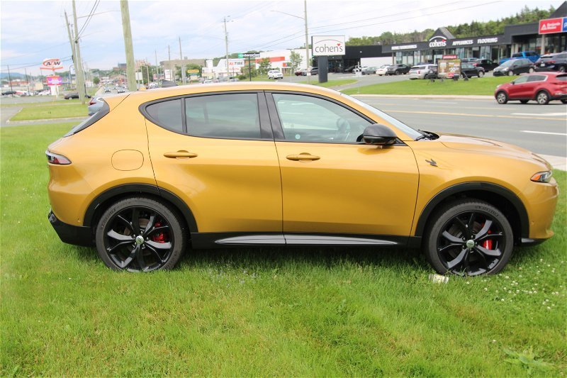 2024  Hornet PHEV R/T in St. John's, Newfoundland and Labrador - 4 - w1024h768px