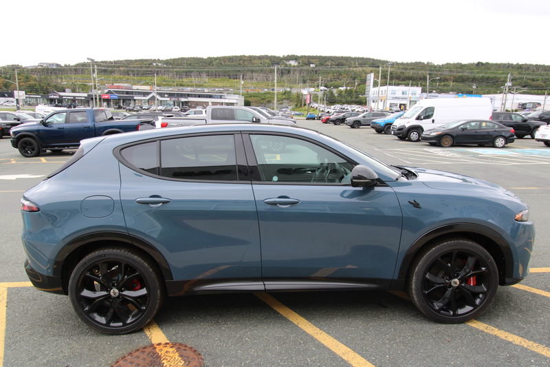 2024  Hornet PHEV R/T PLUS in Newfoundland and Labrador, Newfoundland and Labrador - 4 - w1024h768px