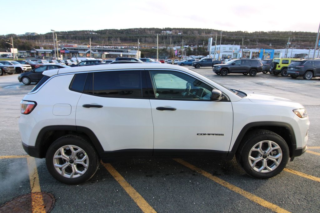 2025 Jeep Compass SPORT in Newfoundland and Labrador, Newfoundland and Labrador - 4 - w1024h768px