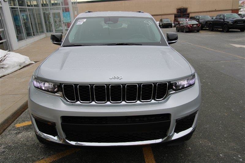 2024  Grand Cherokee L LIMITED in St. John's, Newfoundland and Labrador - 5 - w1024h768px