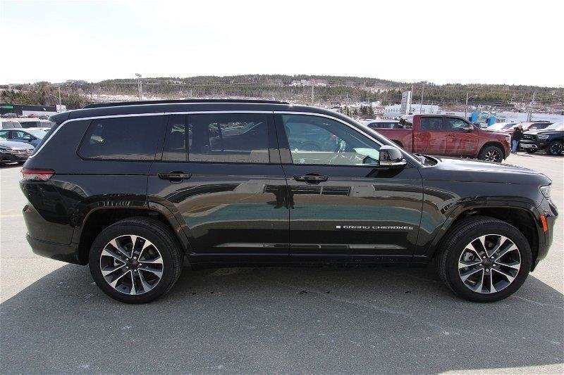2024  Grand Cherokee L OVERLAND in St. John's, Newfoundland and Labrador - 4 - w1024h768px