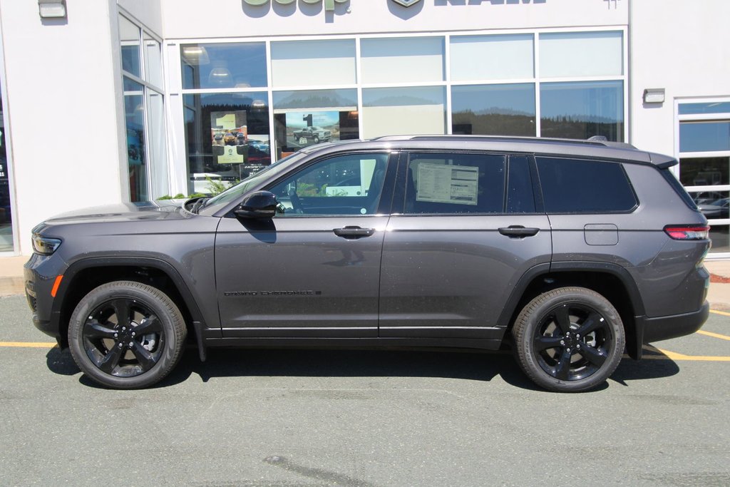 2024  Grand Cherokee L LIMITED in St. John's, Newfoundland and Labrador - 2 - w1024h768px