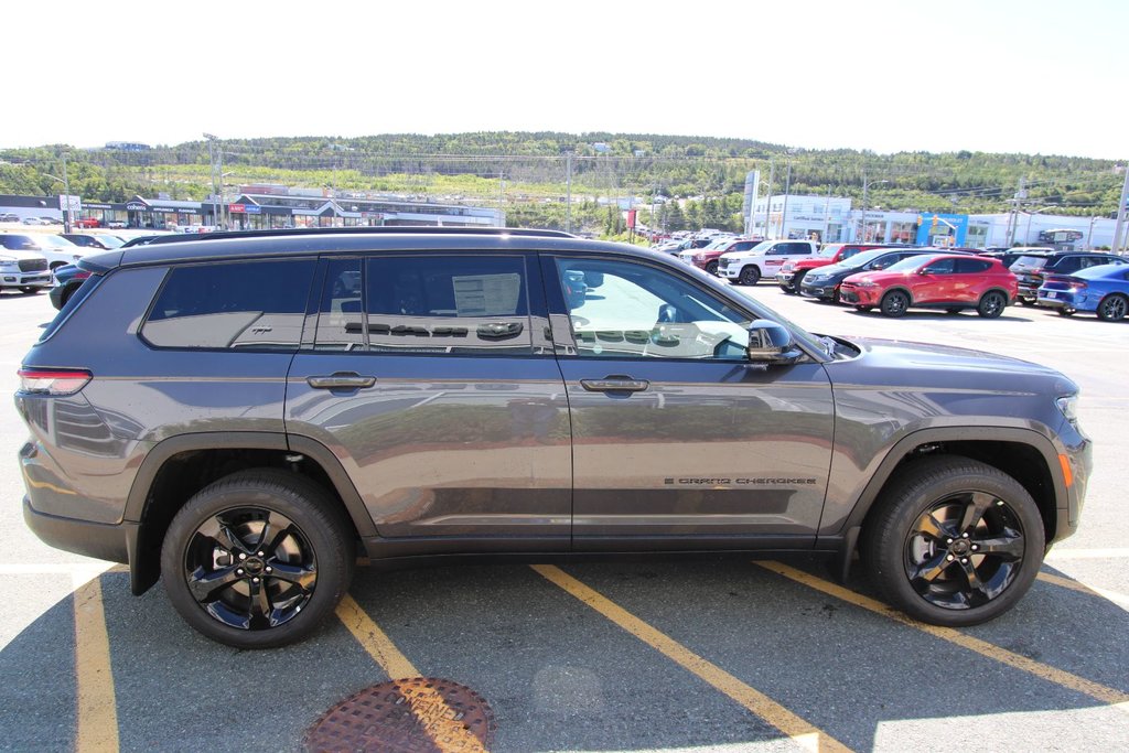 2024  Grand Cherokee L LIMITED in St. John's, Newfoundland and Labrador - 4 - w1024h768px