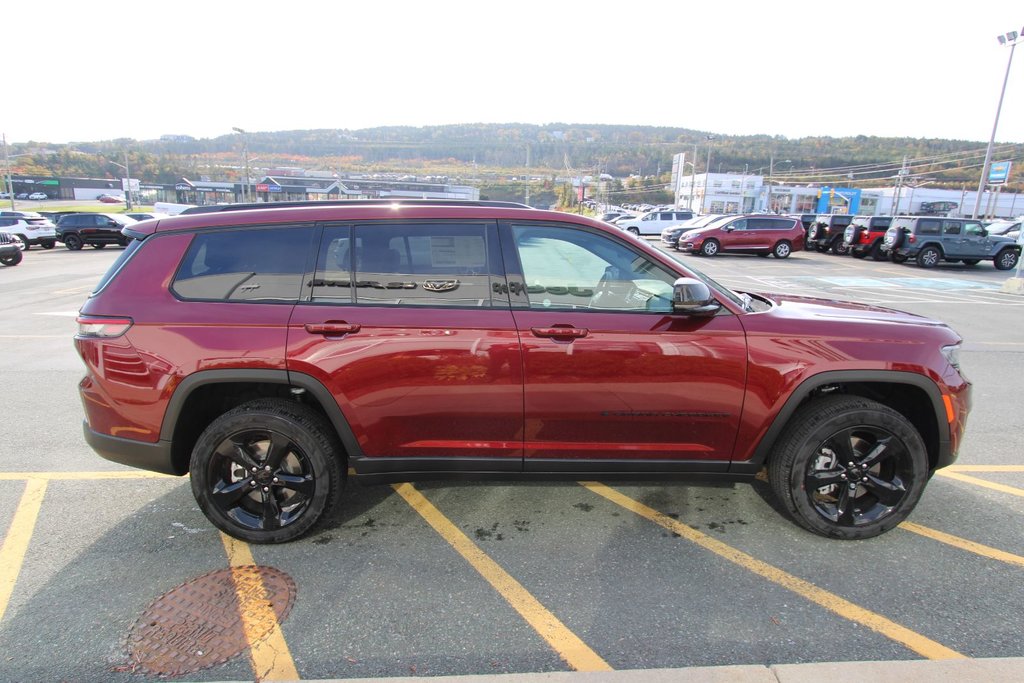 2024  Grand Cherokee L ALTITUDE in Newfoundland and Labrador, Newfoundland and Labrador - 4 - w1024h768px