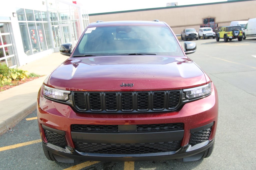 2024 Jeep Grand Cherokee L ALTITUDE in St. John's, Newfoundland and Labrador - 5 - w1024h768px