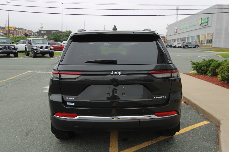 2024  Grand Cherokee LIMITED in St. John's, Newfoundland and Labrador - 3 - w1024h768px