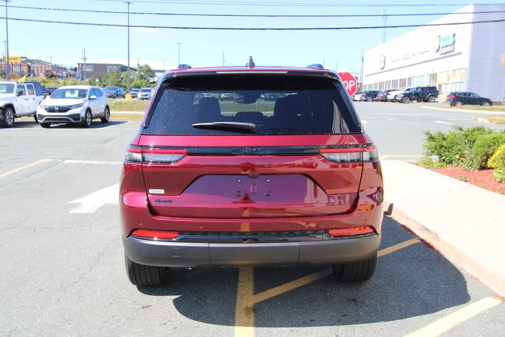 2024  Grand Cherokee ALTITUDE in St. John's, Newfoundland and Labrador - 3 - w1024h768px