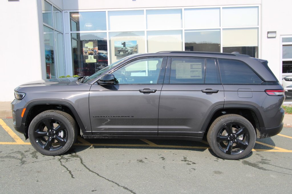 2024 Jeep Grand Cherokee ALTITUDE in Newfoundland and Labrador, Newfoundland and Labrador - 2 - w1024h768px