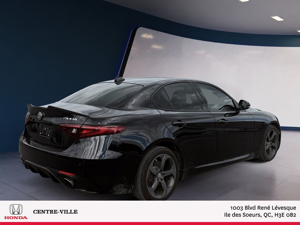 Alfa Romeo Giulia  2017 à Montreal, Québec - 3 - w1024h768px