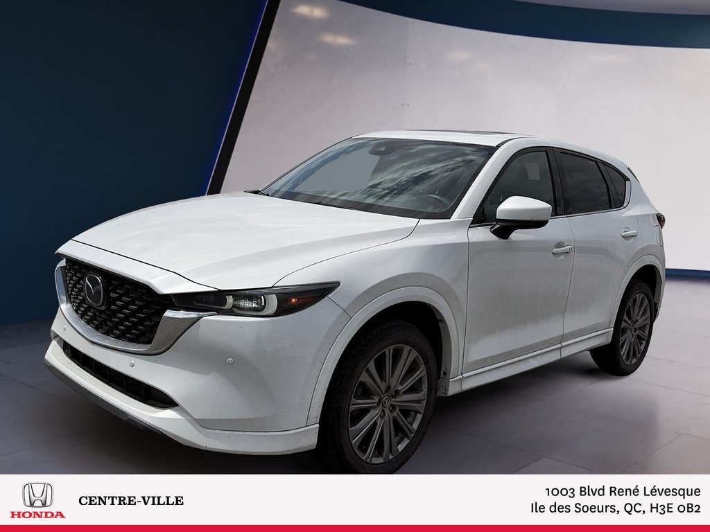 2023 Mazda CX-5 Signature in Montreal, Quebec - 1 - w1024h768px