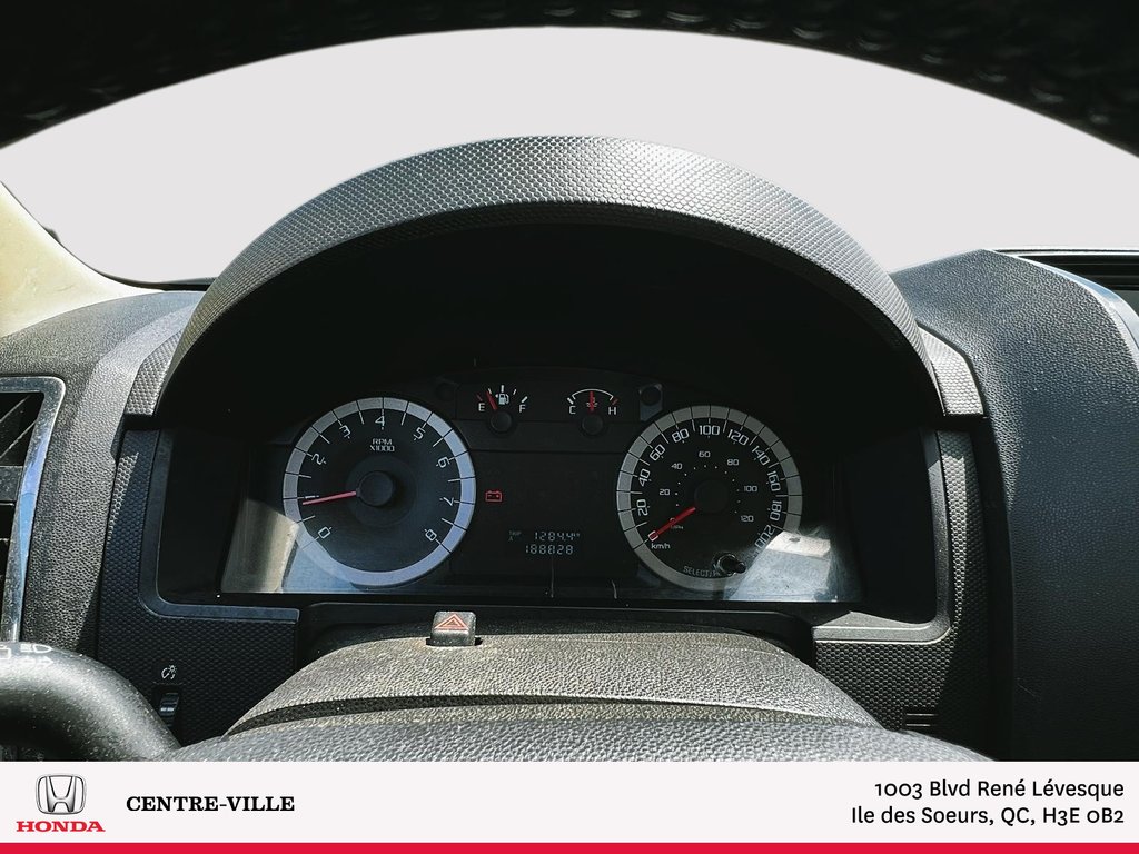 2011 Mazda Tribute in Montreal, Quebec - 5 - w1024h768px