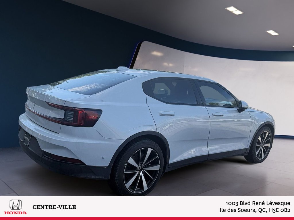 Polestar 2  2024 à Montreal, Québec - 3 - w1024h768px