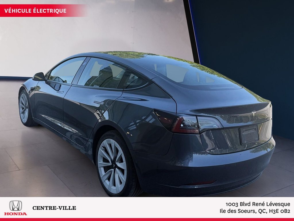 Tesla Model 3  2022 à Montreal, Québec - 4 - w1024h768px