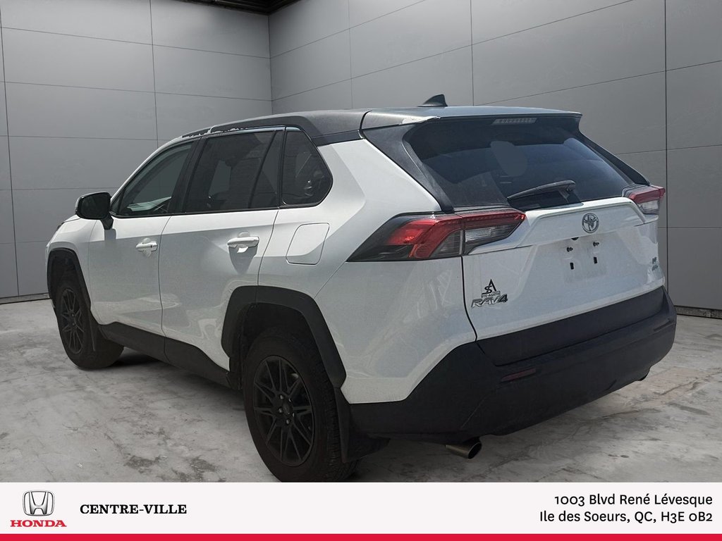 2022 Toyota RAV4 LE in Montreal, Quebec - 3 - w1024h768px