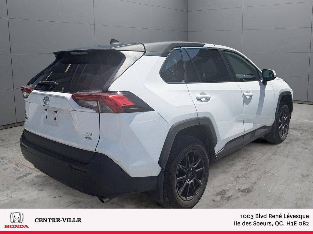 2022 Toyota RAV4 LE in Montreal, Quebec - 4 - w1024h768px