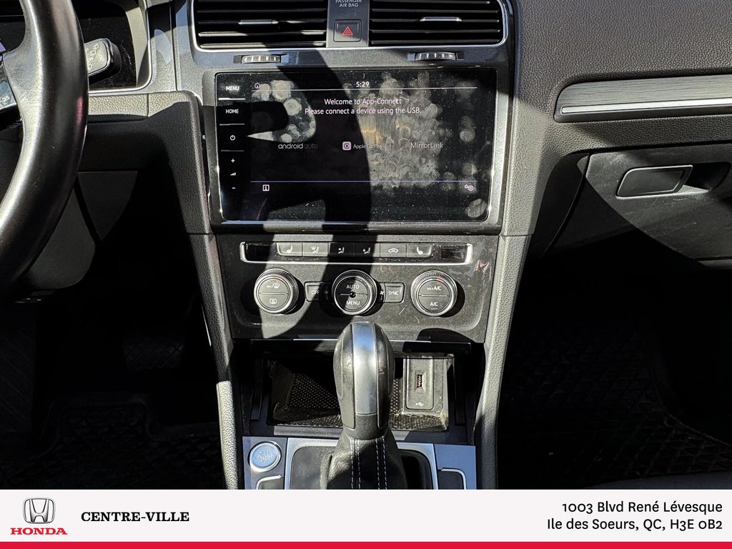 2020 Volkswagen e-Golf Comfortline in Montreal, Quebec - 9 - w1024h768px