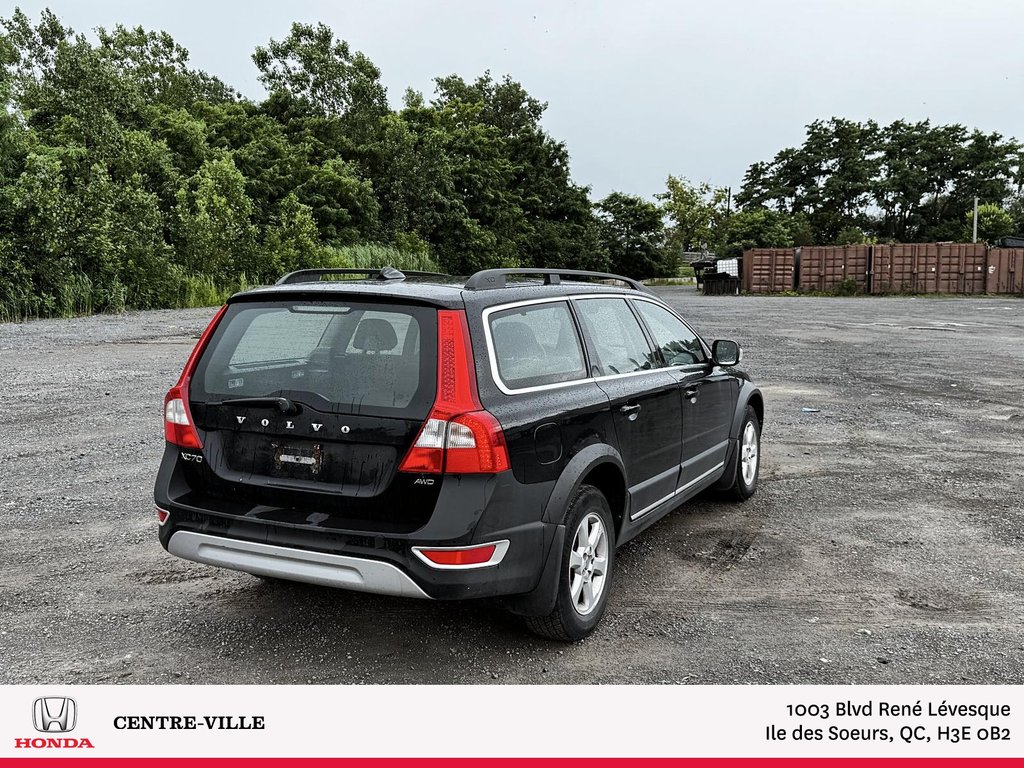 2012 Volvo XC70 in Montreal, Quebec - 4 - w1024h768px