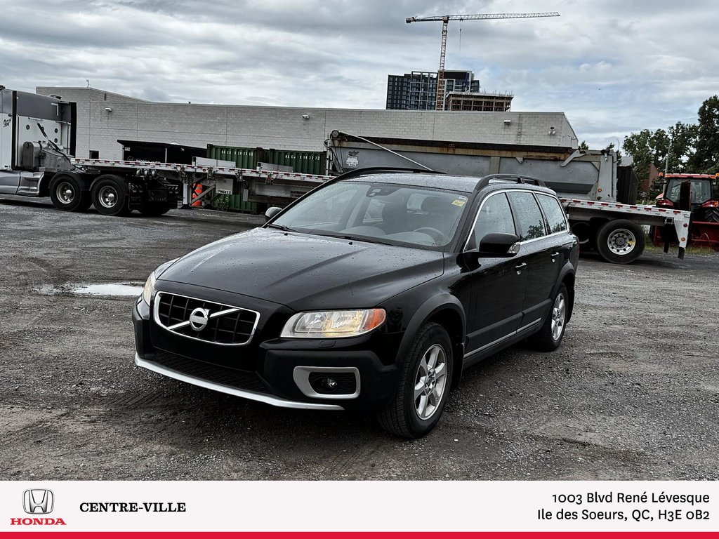2012 Volvo XC70 in Montreal, Quebec - 2 - w1024h768px