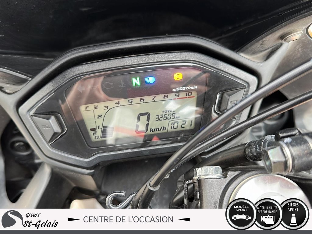 Honda CBR500R  2014 à La Malbaie, Québec - 5 - w1024h768px