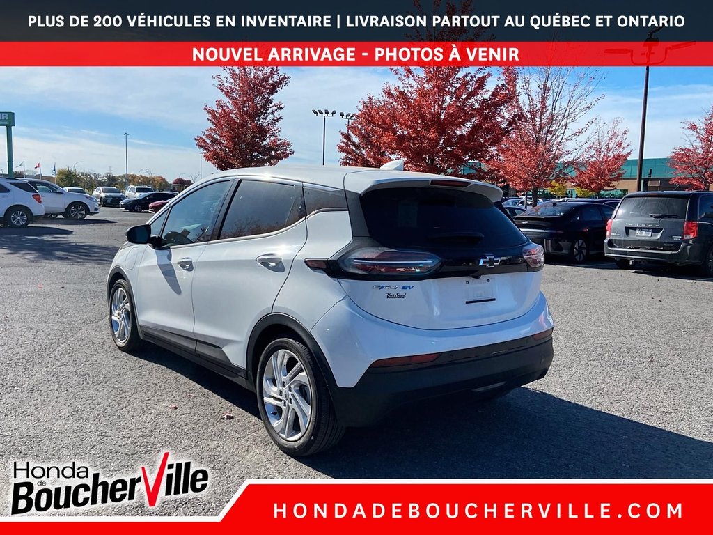 2022 Chevrolet Bolt EV 1LT in Terrebonne, Quebec - 11 - w1024h768px