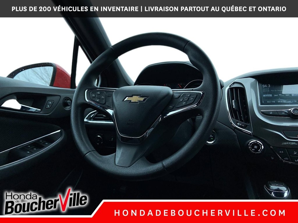 2017 Chevrolet Cruze LT in Terrebonne, Quebec - 21 - w1024h768px