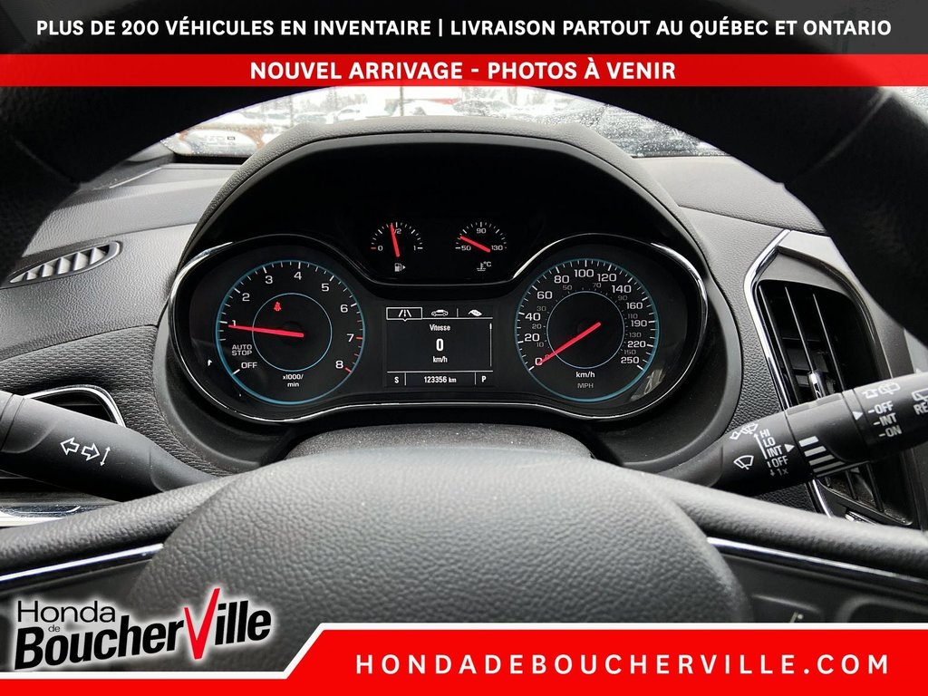 Chevrolet Cruze LT 2017 à Terrebonne, Québec - 11 - w1024h768px