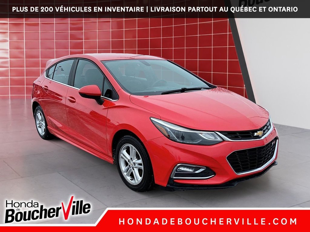 2017 Chevrolet Cruze LT in Terrebonne, Quebec - 5 - w1024h768px