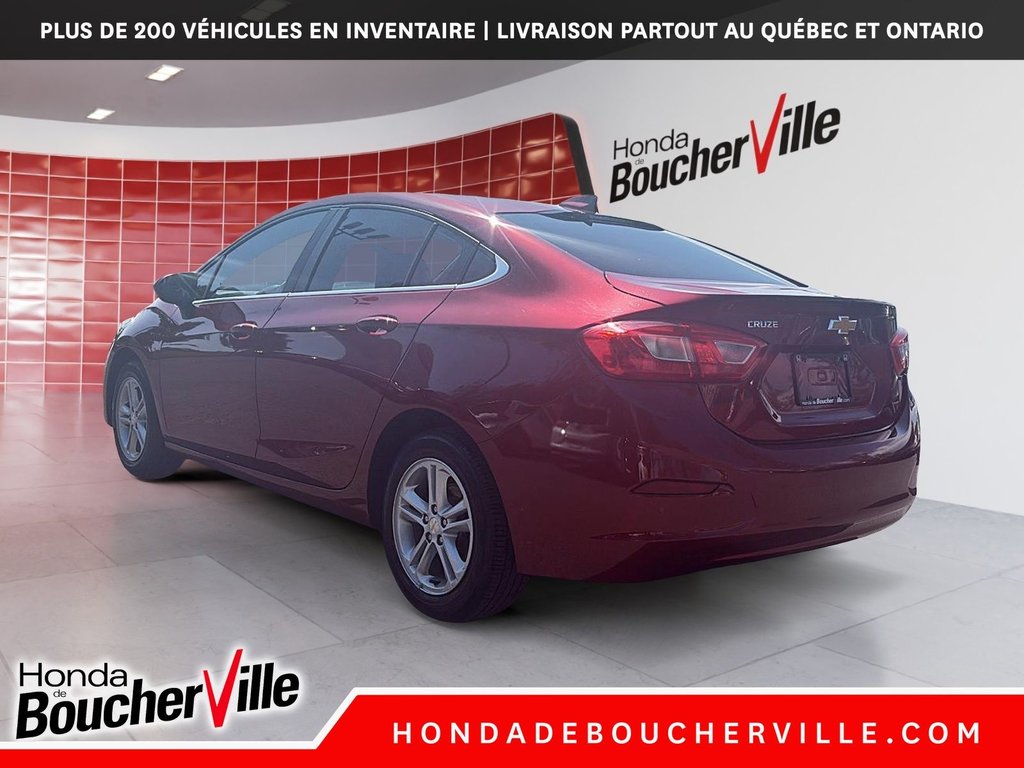 2017 Chevrolet Cruze LT in Terrebonne, Quebec - 5 - w1024h768px