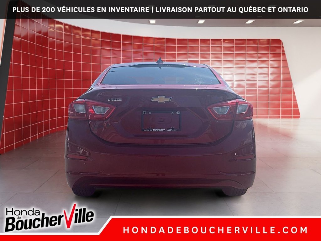 2017 Chevrolet Cruze LT in Terrebonne, Quebec - 7 - w1024h768px