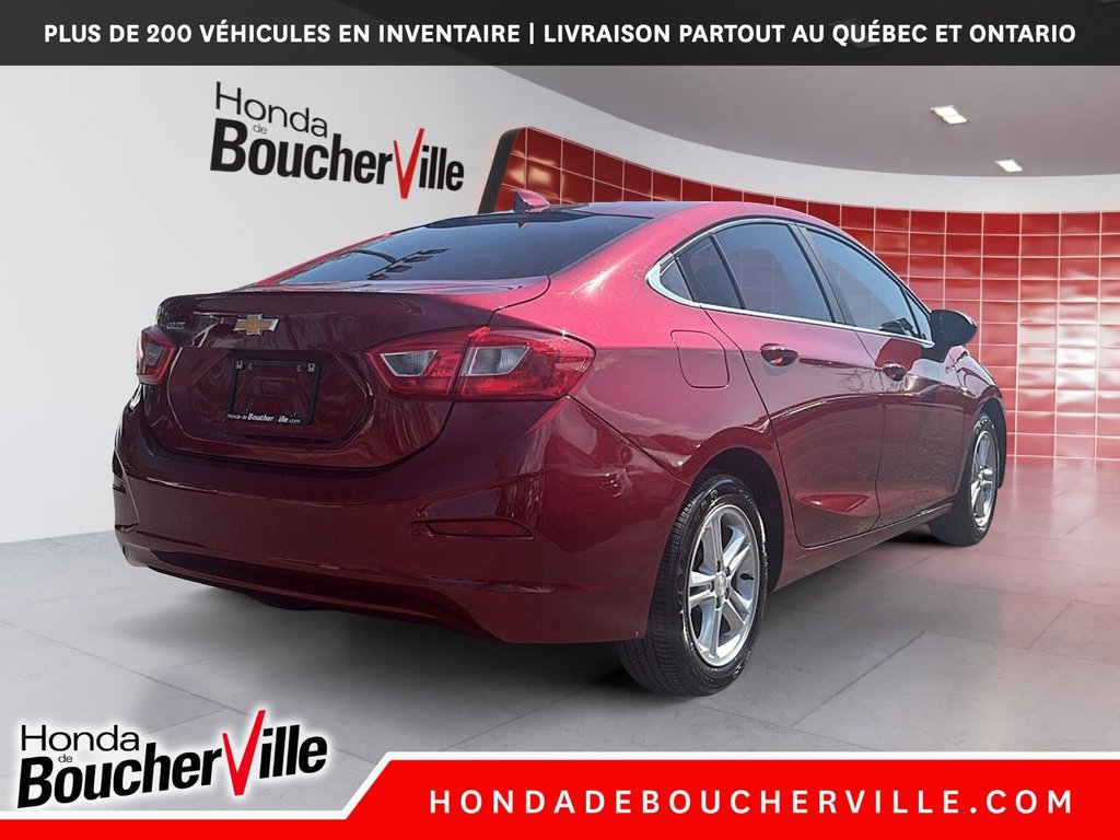 2017 Chevrolet Cruze LT in Terrebonne, Quebec - 9 - w1024h768px