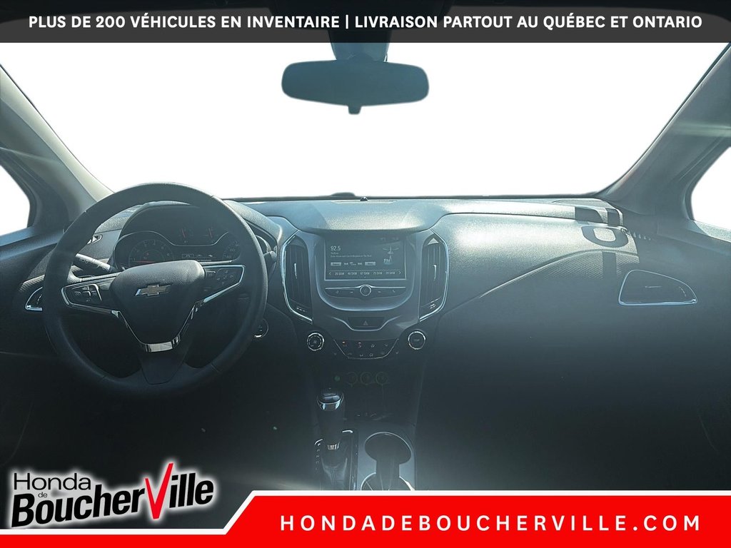2017 Chevrolet Cruze LT in Terrebonne, Quebec - 19 - w1024h768px