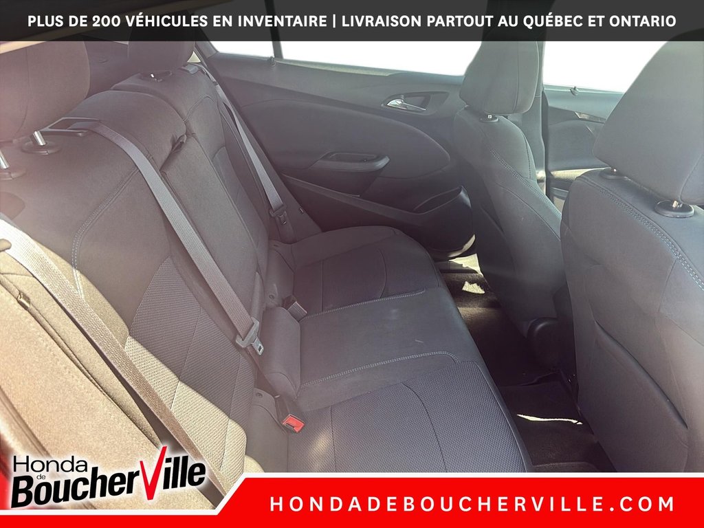 2017 Chevrolet Cruze LT in Terrebonne, Quebec - 17 - w1024h768px