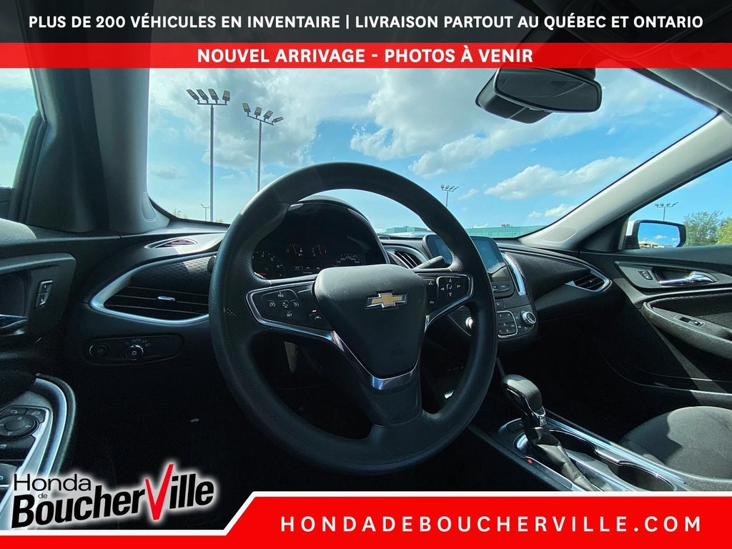 2023 Chevrolet Malibu 1LT in Terrebonne, Quebec - 23 - w1024h768px