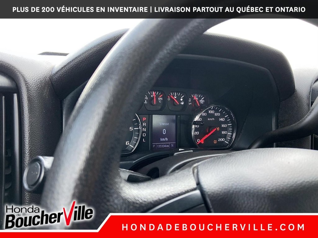 2018 Chevrolet Silverado 1500 Custom in Terrebonne, Quebec - 15 - w1024h768px