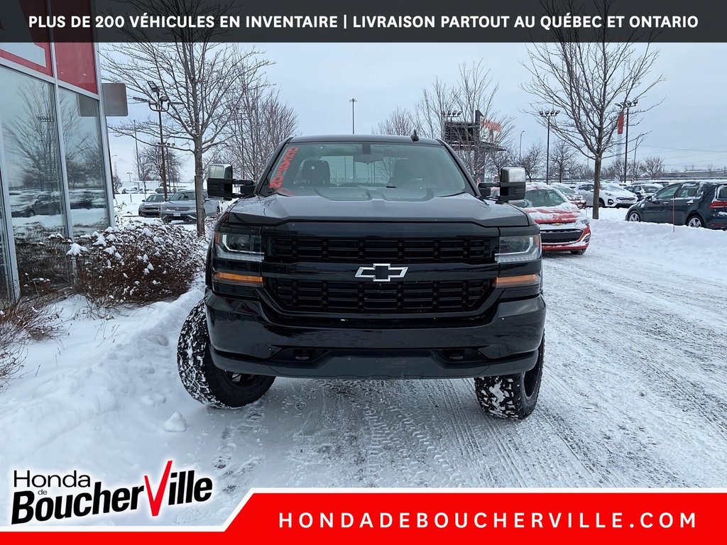 2018 Chevrolet Silverado 1500 Custom in Terrebonne, Quebec - 3 - w1024h768px