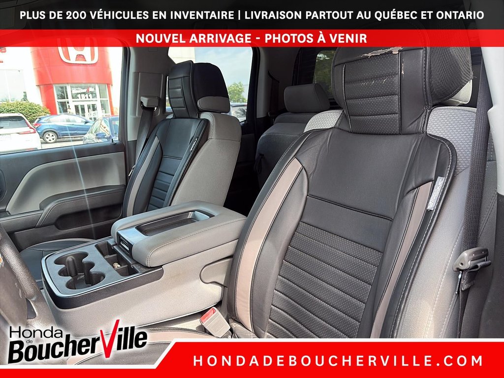 2018 Chevrolet Silverado 1500 Custom in Terrebonne, Quebec - 25 - w1024h768px