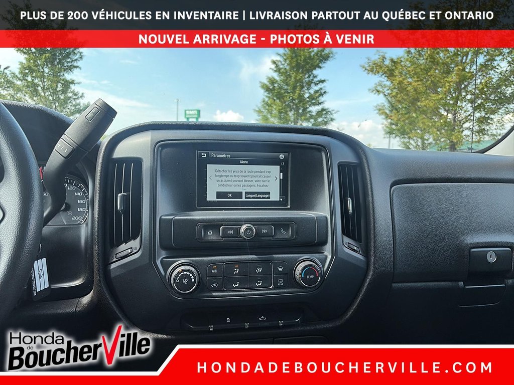 2018 Chevrolet Silverado 1500 Custom in Terrebonne, Quebec - 31 - w1024h768px