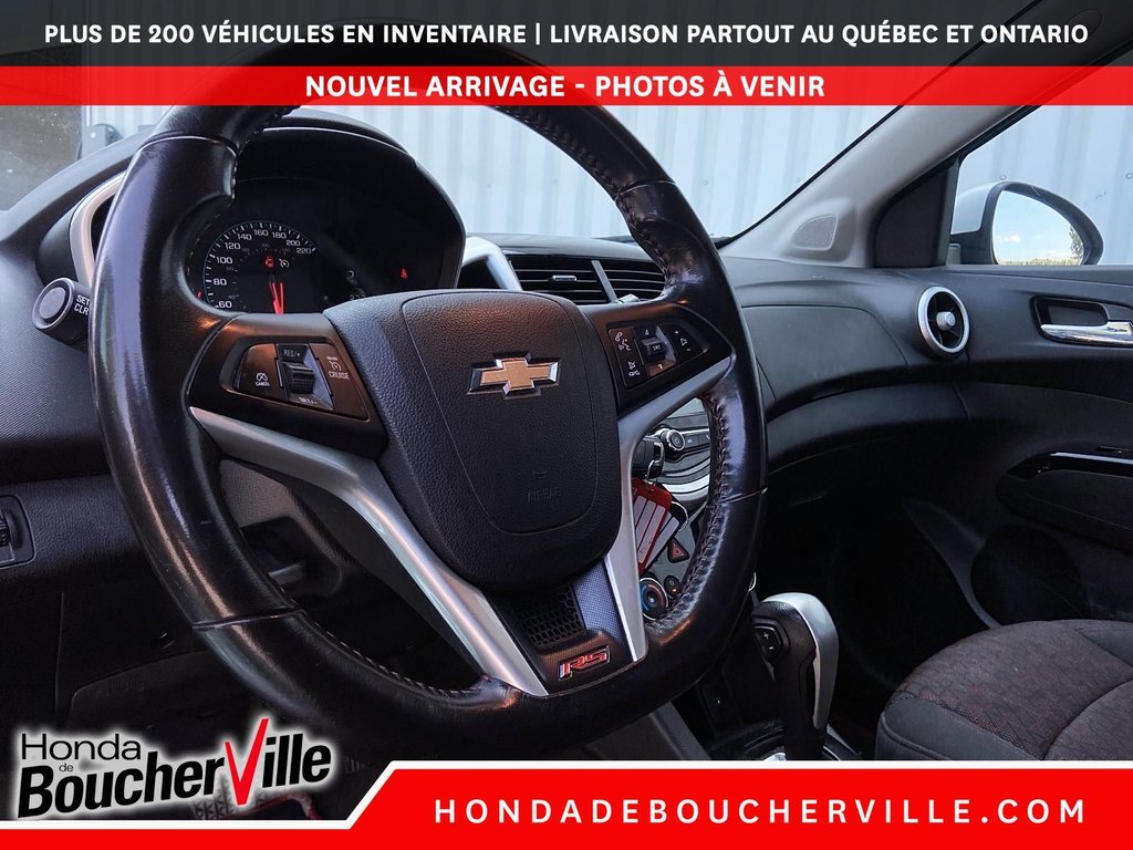 Chevrolet Sonic LT 2017 à Terrebonne, Québec - 11 - w1024h768px