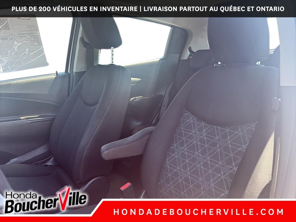 2019 Chevrolet Spark LT in Terrebonne, Quebec - 23 - w1024h768px