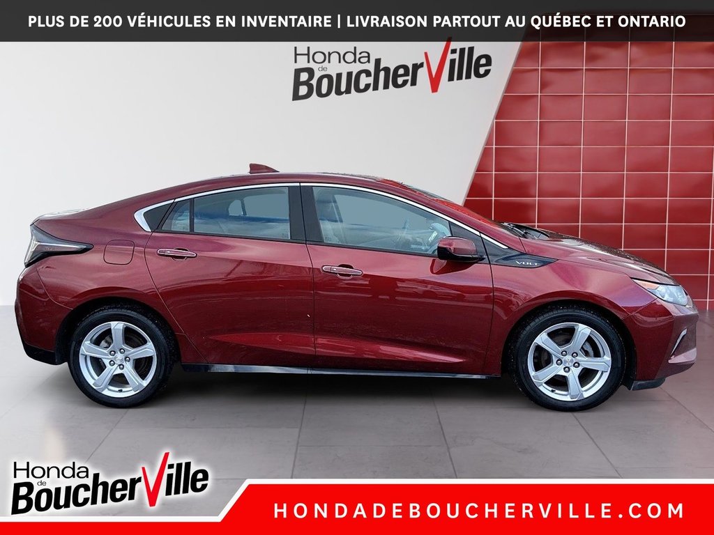 2017 Chevrolet Volt LT in Terrebonne, Quebec - 17 - w1024h768px