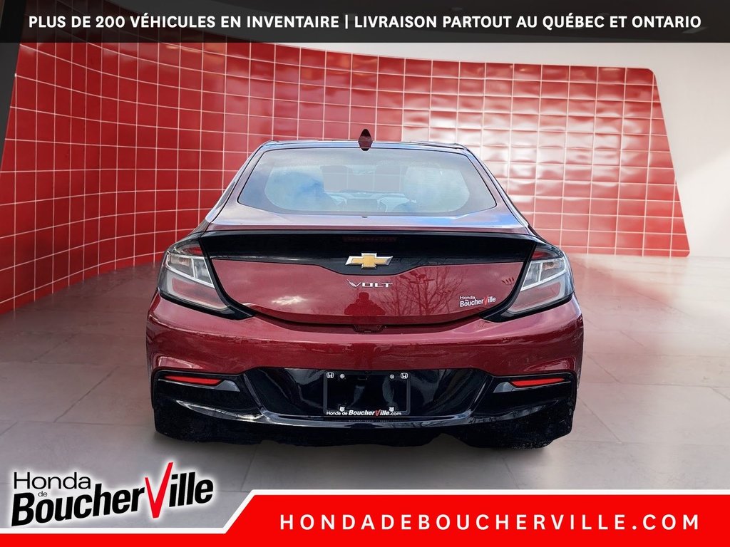 2017 Chevrolet Volt LT in Terrebonne, Quebec - 9 - w1024h768px